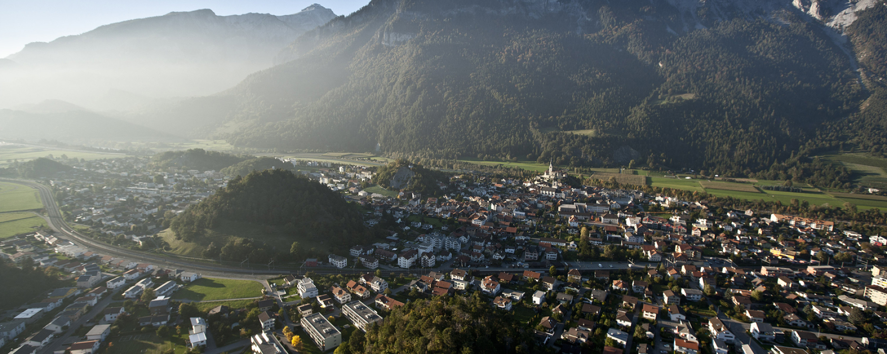Domat/Ems und die markanten Tumas