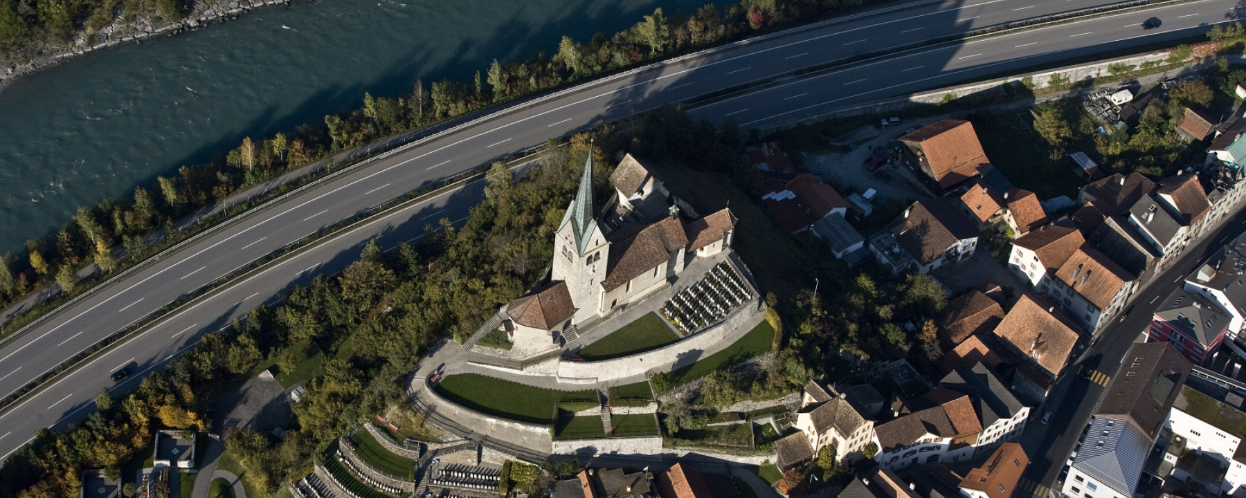 Domat/Ems mit Rhein