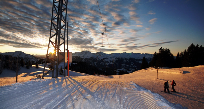 Sonnenuntergang beim Skilift Grüsch Danusa