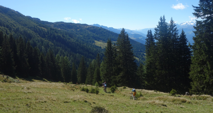 Beginn der Abfahrt nach Juchs