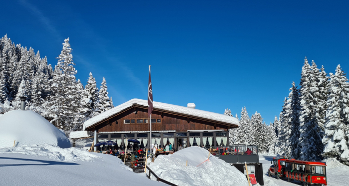 Bergbaiz Brambrüesch im Winter