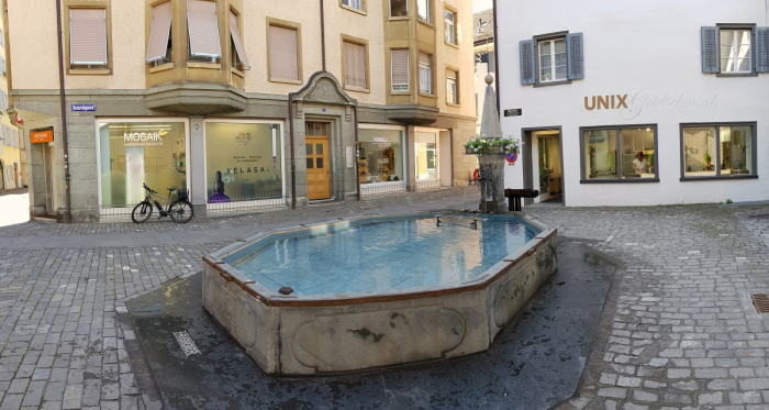 Gigerplatz mit neu gestaltetem Brunnen