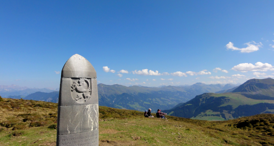 739 Dreibündenstein Panoramaweg 739 Dreibündenstein Panoramaweg