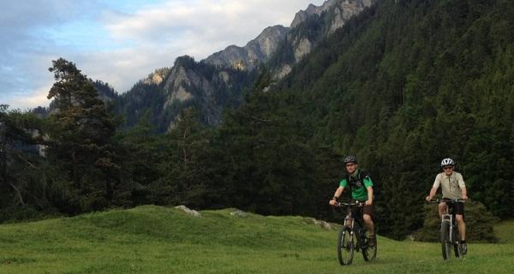 Auf dem Mittenberg oberhalb Chur Auf dem Mittenberg oberhalb Chur