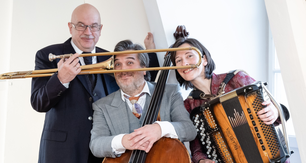 Konzert mit "Trio Cappella" (gdl_872861280_image) Konzert mit "Trio Cappella" (gdl_872861280_image)