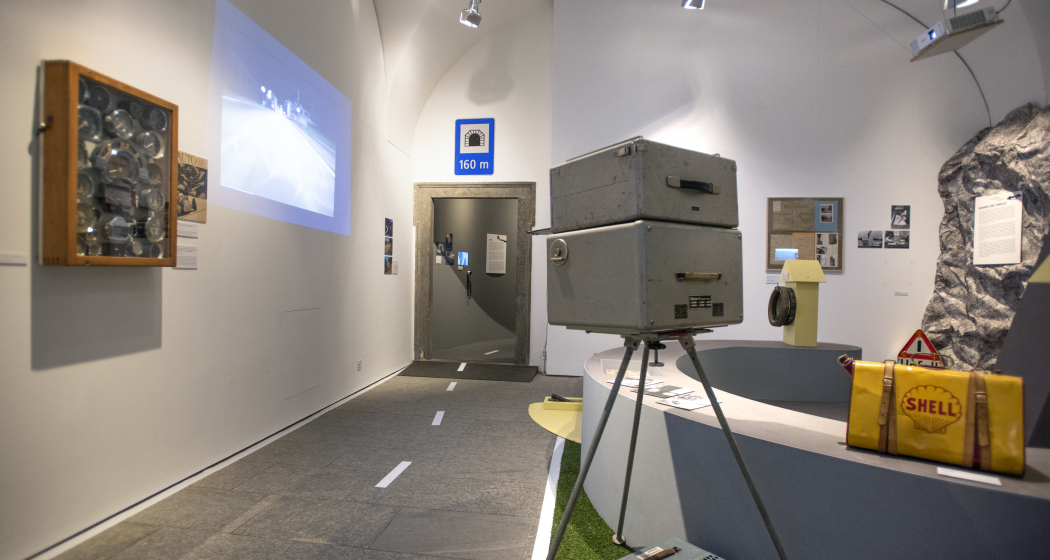 Öffentliche Führung durch die Sonderausstellung «Achtung Auto!» (gdl_875127994_image)