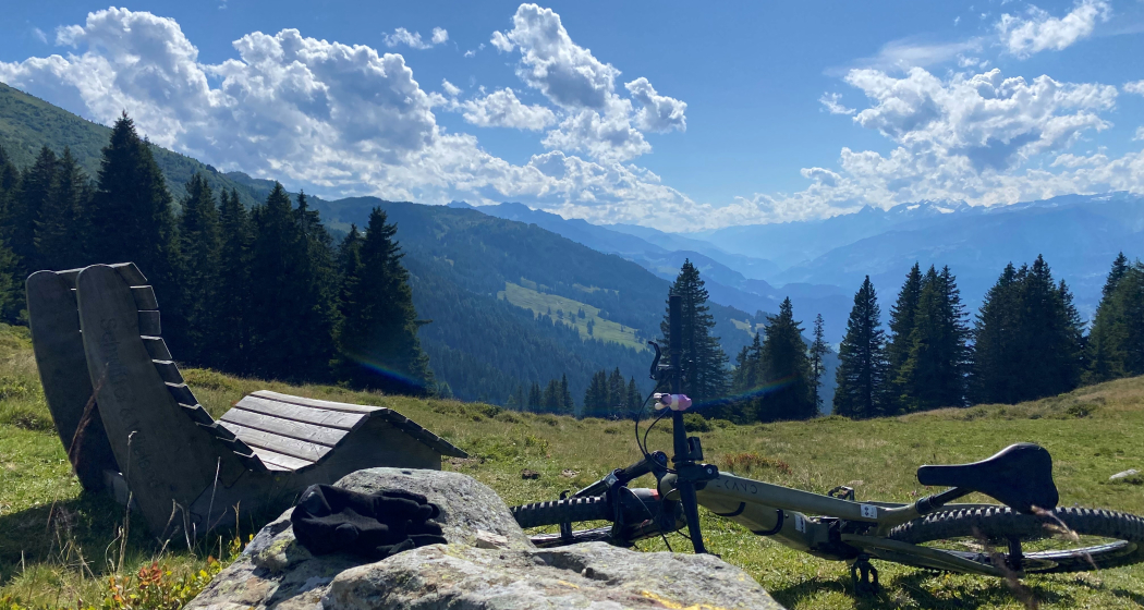 Aussicht vom Bänklein in Spundis Aussicht vom Bänklein in Spundis