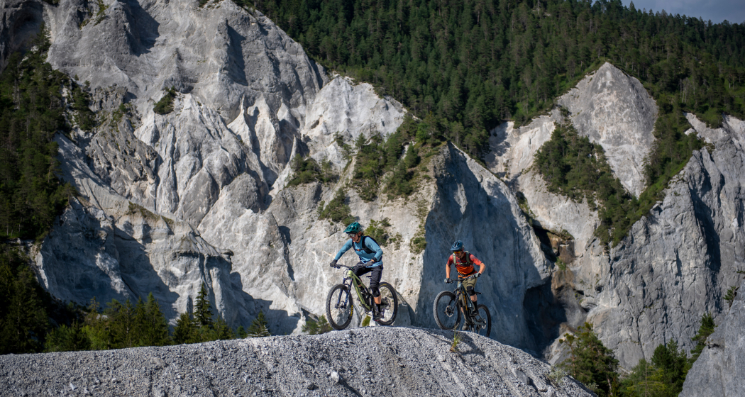 Alpine Circle Bike-Tour Schweizer Jugendherberge