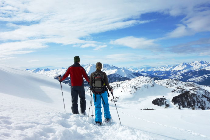 Hochebene Dreibündenstein mit Blick Richtung Feldis und Bündner Oberland Hochebene Dreibündenstein mit Blick Richtung Feldis und Bündner Oberland