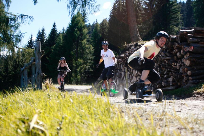 AIS Sports School: Summer Offer