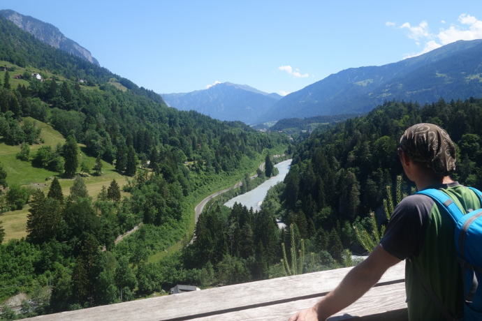 Aussicht auf den Vorderrhein Richtung Reichenau
