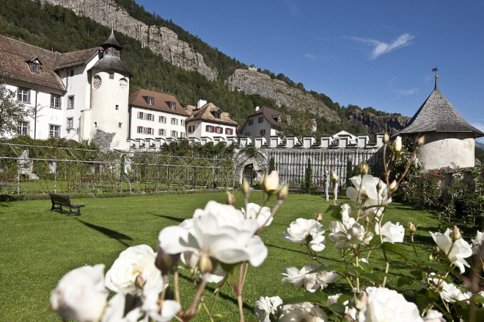Schloss Haldenstein Schloss Haldenstein