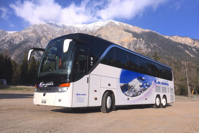 Bus from Calanda Reisen