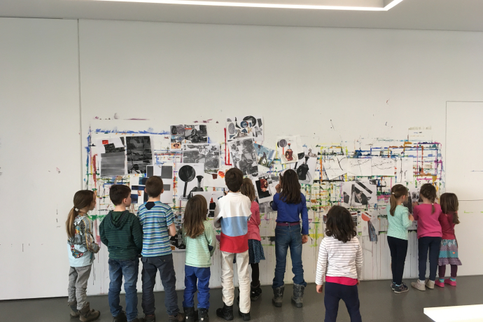 Atelier rumantsch: an l'exposiziun da Leiko Ikemura (6-12 onns) (gdl_738056697_image)