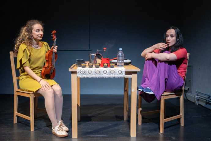 Fünf Uhr morgens / П'ята ранку / الخامسة فجرا (gdl_895396740_image)