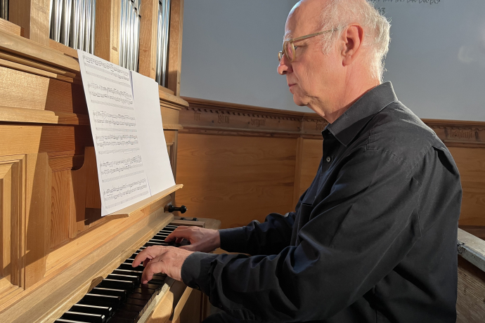 Concert at the end of the year (gdl_896715957_image)