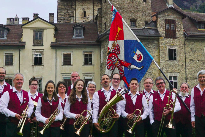 Square concert at the beginning of the year (gdl_897647160_image)