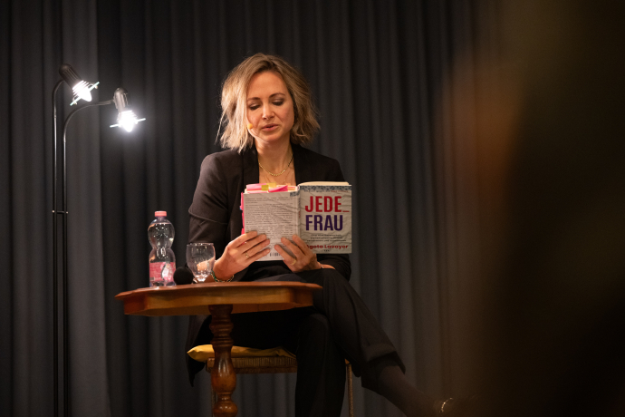 Sexuelle Belästigung - Input-Referat mit Agota Lavoyer (gdl_898815169_image)