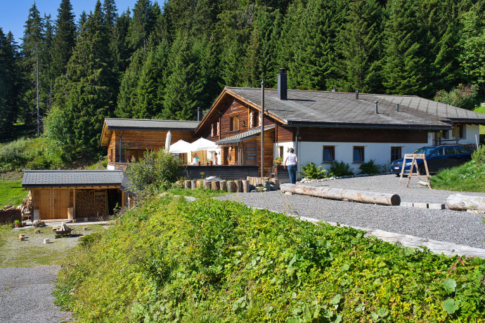 Edelweisshütte im Sommer