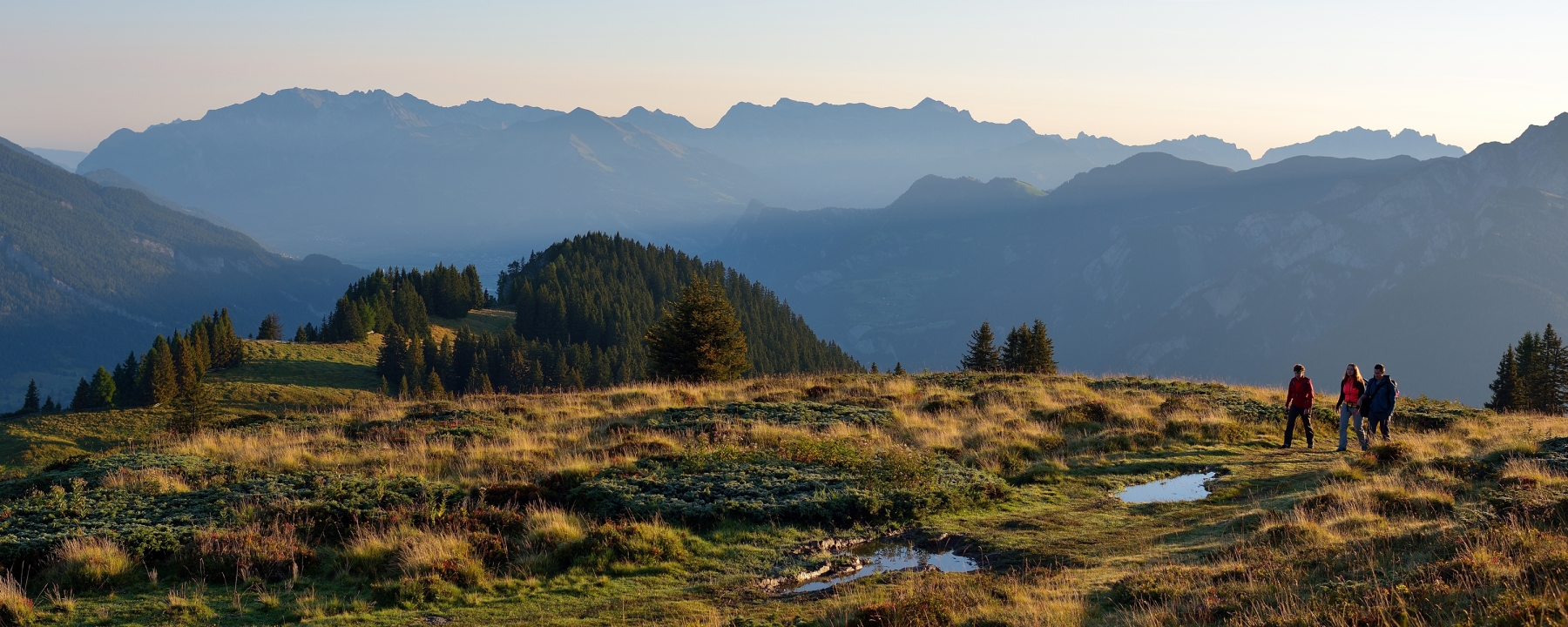 wandern_brambruesch_dreibuendenstein_claudiogodenzi_4.jpg