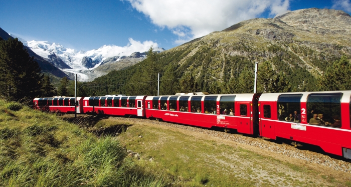 bahnreise_berninalinie_bex_sommer_morteratsch_rhb-andreabadrutt.jpg