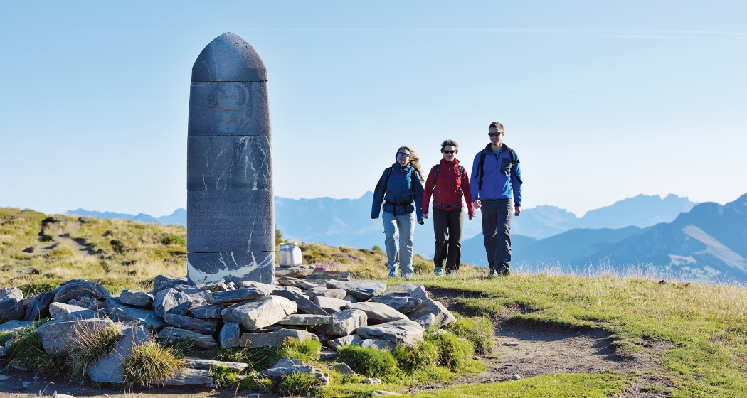 wandern_brambruesch_dreibuendenstein_claudiogodenzi_2.jpg