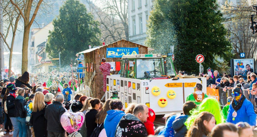 Churer Fasnachtsumzug © Kevin's Fotografie Wagen am Churer Fasnachtsumzug
