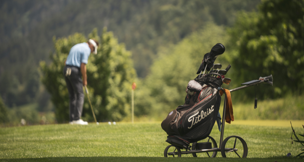 Golfen wie ein Bündner:in (©Graubünden Ferien) Golfa wia a Bündner:in