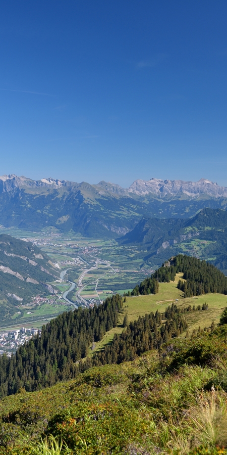 wandern_brambruesch_dreibuendenstein_claudiogodenzi_22.jpg