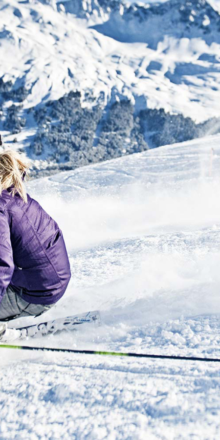 Skifahrerin pradaschier Skipiste