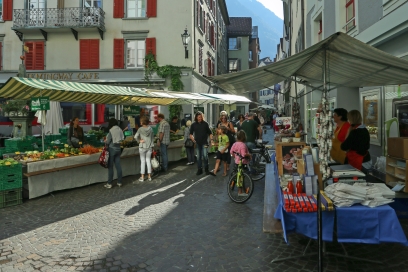 shopping_altstadt_wochenmarkt_yvonnebollhalder_2-2.jpg