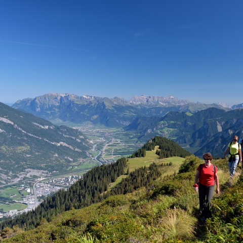 wandern_brambruesch_dreibuendenstein_claudiogodenzi_22.jpg