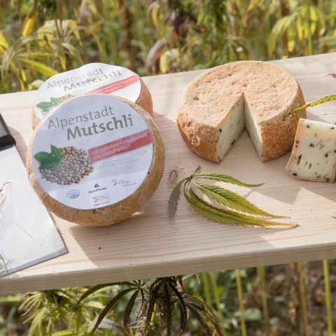 kulinarik_alpenstadtprodukte_mutschli_keyvisual_3.jpg