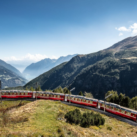 Bernina Express bei der Alp Grüm © Rhätische Bahn