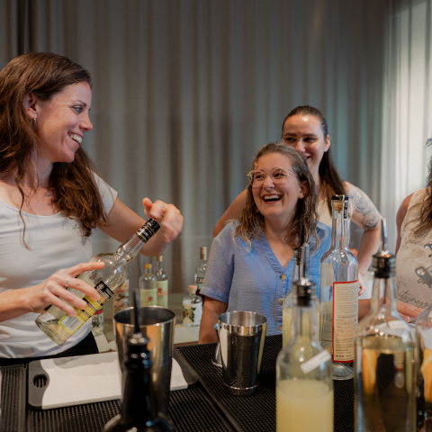 Gruppenangebot Cocktailkurs Werkstatt (© Dennis Reich)