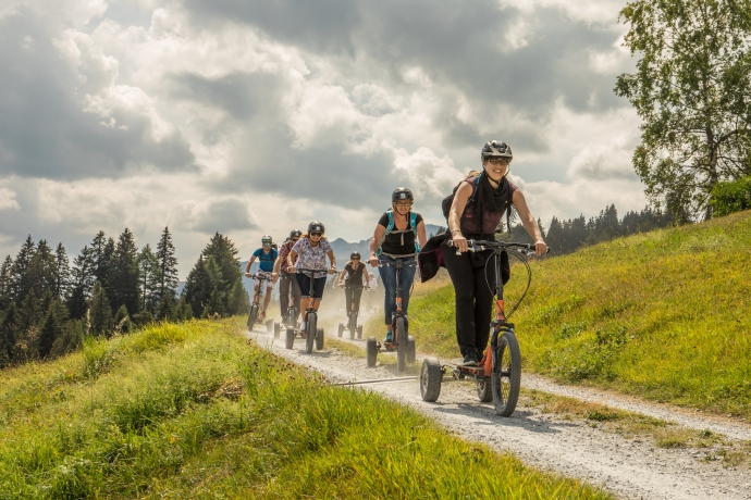 bikeboarden_brambruesch_yvonnebollhalder_4.jpg