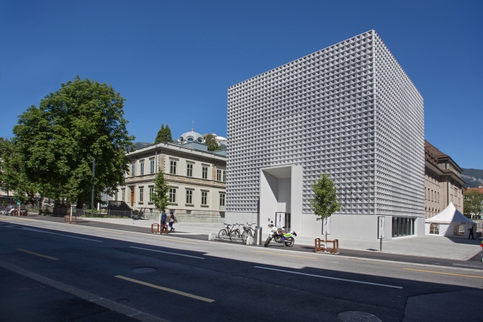 kultur_neustadt_kunstmuseum_aussen_yvonnebollhalder_4.jpg