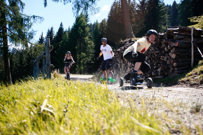 bikeboarden_dirtsurfen_brambruesch_ct.jpg