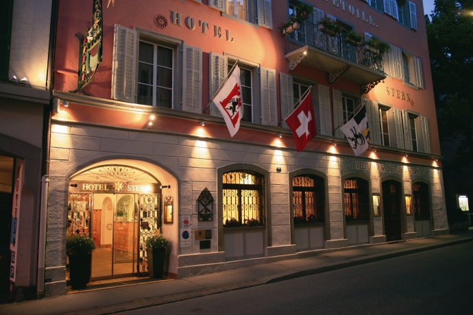 unterkunft_altstadt_romantikhotelstern_aussen_stern.jpg