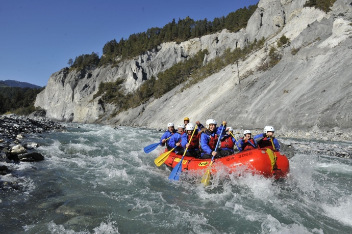 rafting_rheinschlucht_kanuschule-versam_4.jpg