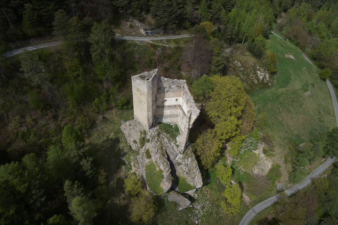 burgruine_haldenstein