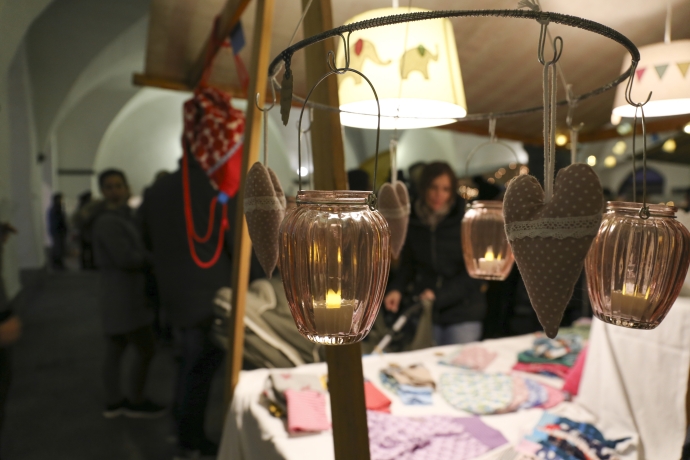chureradvent_altstadt_weihnachtsmarkt_yvonnebollhalder_5