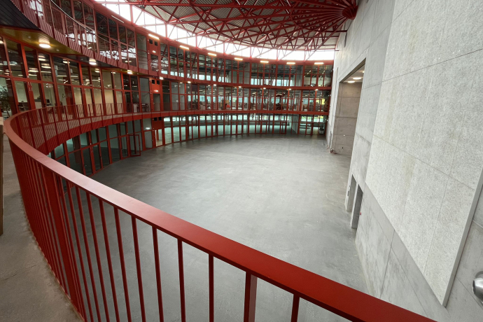 InnoQube Swiss (© Fabian Maasch) Eingangshalle des InnoQube