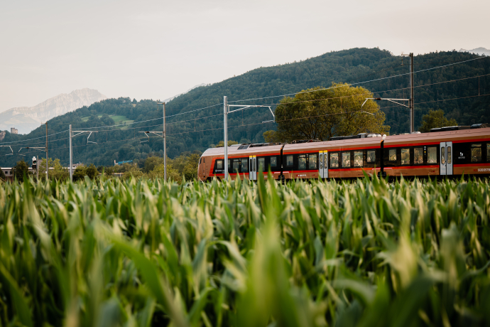 Schweizerische Südostbahn (© SOB) Zug der Schweizerischen Südostbahn