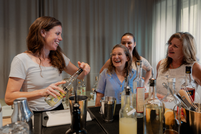 Cocktailkurs in der Werkstatt